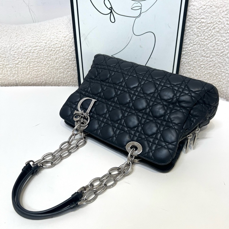 Dior Lady戴妃 黑銀牛皮托特包 尺寸約 30*20*8cm-4