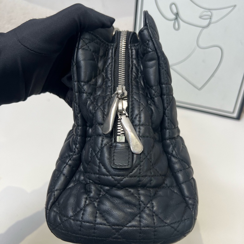 Dior Lady戴妃 黑銀牛皮托特包 尺寸約 30*20*8cm-10