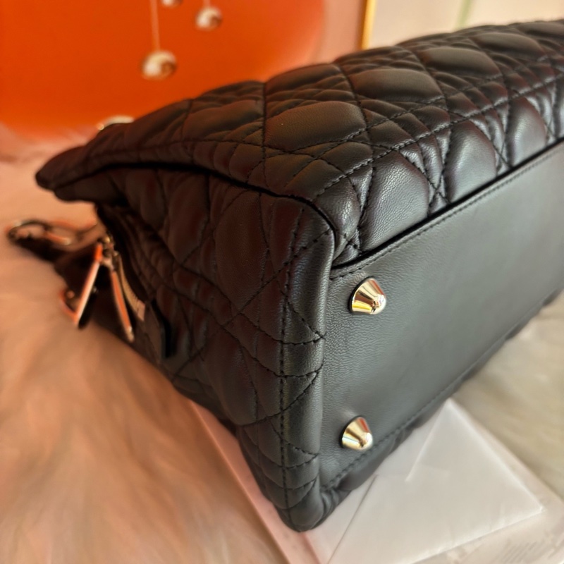 Dior Lady戴妃 黑銀牛皮托特包 尺寸約 30*20*8cm-5