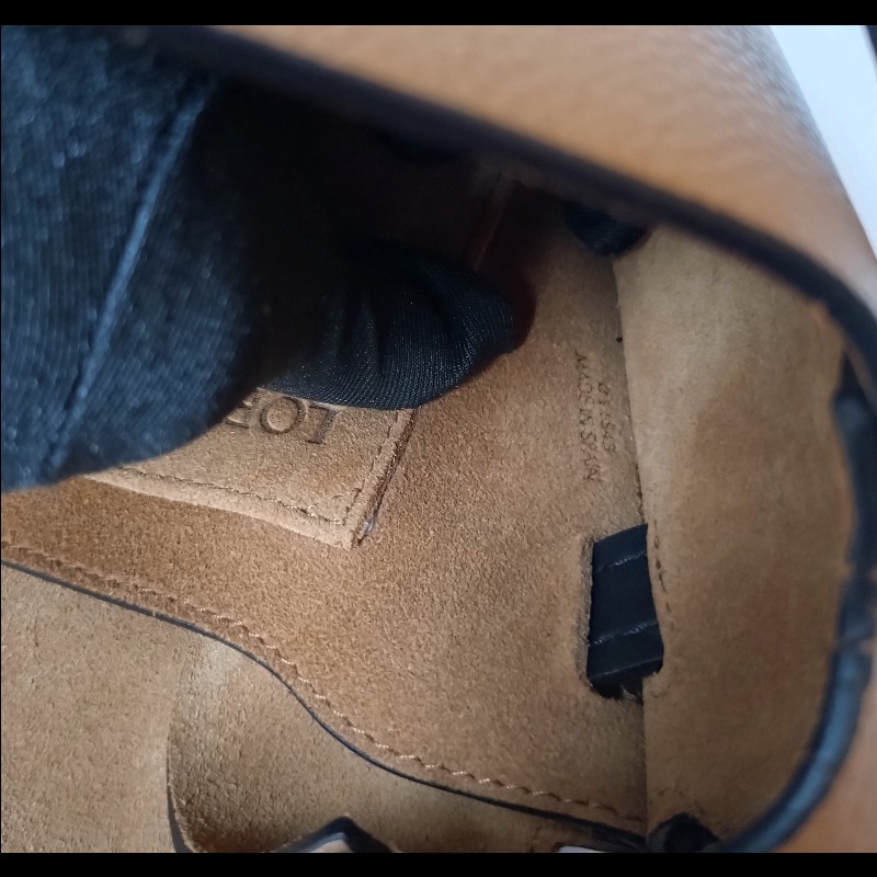 LOEWE 黑皮邊駝皮禮物包 GATE 24-24