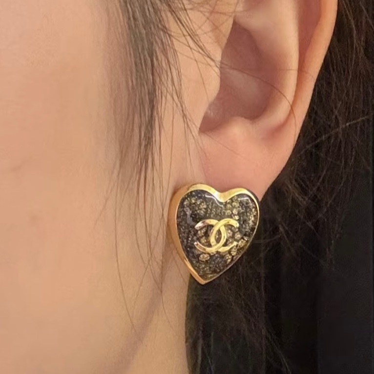 Chanel 大愛心耳環-0