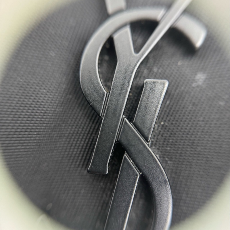 YSL NIKI 小號 尼龍黑色郵差包 23年 尺寸約21x15-13