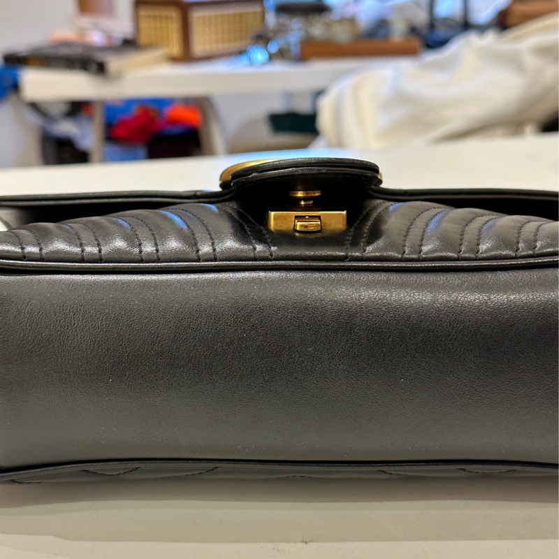 Gucci 古馳 GG Marmont 牛皮手提肩背包經典黑金-10
