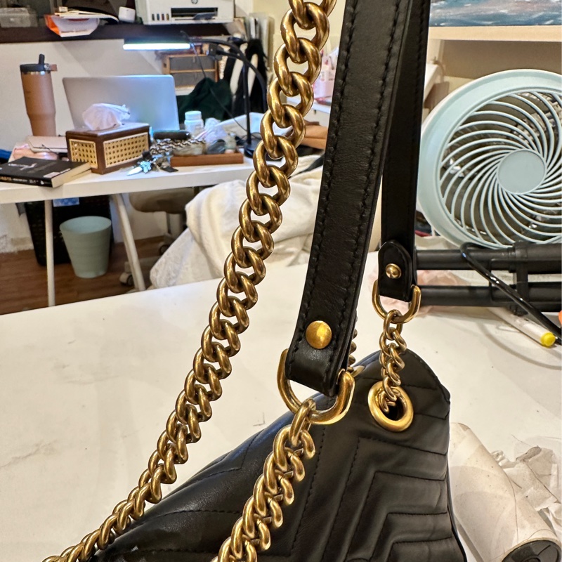 Gucci 古馳 GG Marmont 牛皮手提肩背包經典黑金-26