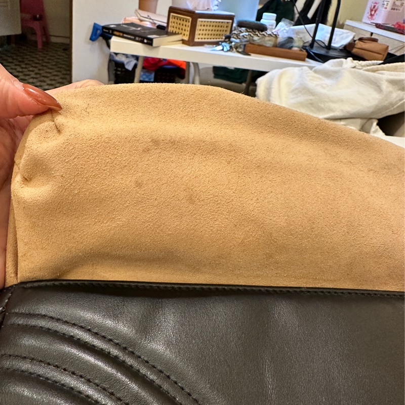 Gucci 古馳 GG Marmont 牛皮手提肩背包經典黑金-36