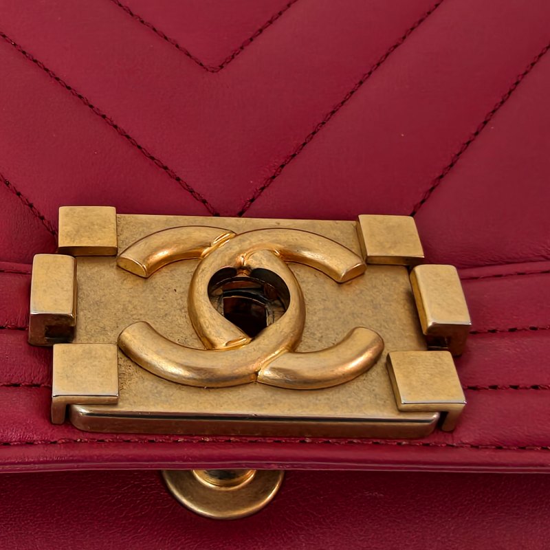 香奈兒/Chanel leboy 口蓋包 紅色中號小牛皮與金色金屬 29開 尺寸:15.0 × 25 × 9.0 年份2019年 98新-11