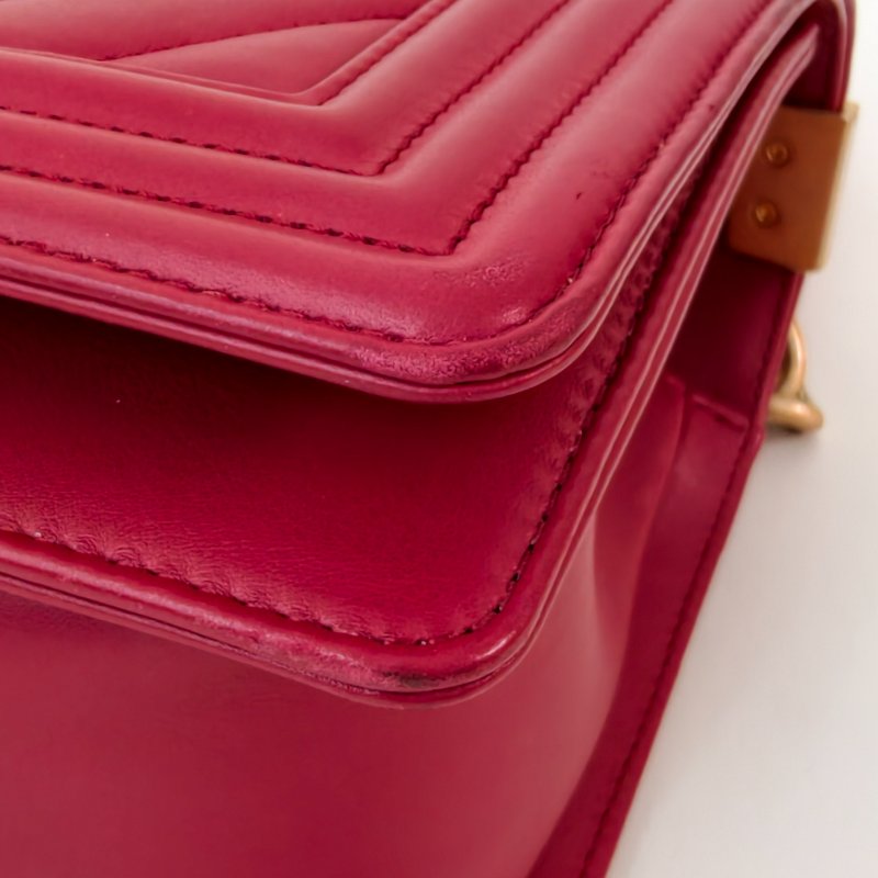 香奈兒/Chanel leboy 口蓋包 紅色中號小牛皮與金色金屬 29開 尺寸:15.0 × 25 × 9.0 年份2019年 98新-12