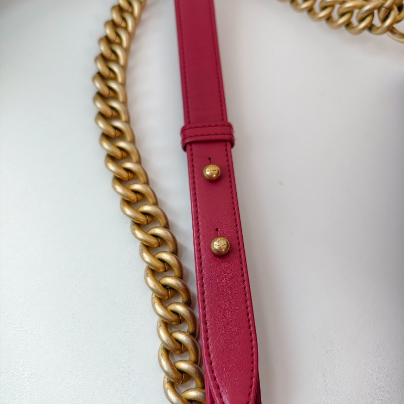 香奈兒/Chanel leboy 口蓋包 紅色中號小牛皮與金色金屬 29開 尺寸:15.0 × 25 × 9.0 年份2019年 98新-16