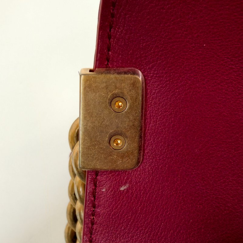 香奈兒/Chanel leboy 口蓋包 紅色中號小牛皮與金色金屬 29開 尺寸:15.0 × 25 × 9.0 年份2019年 98新-19