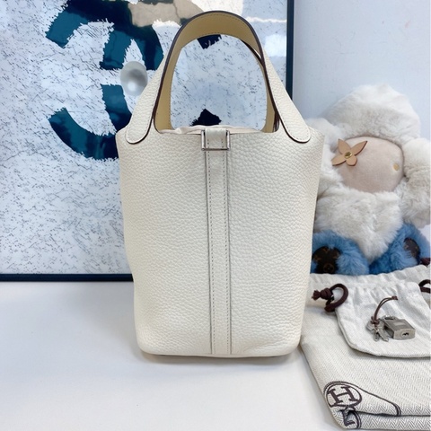 愛馬仕Hermes 奶油白拼小雞黃菜籃子18 y刻銀扣 尺寸18*13