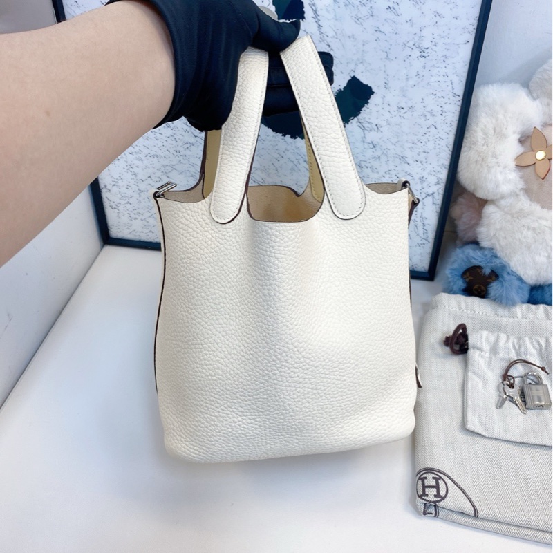 愛馬仕Hermes 奶油白拼小雞黃菜籃子18 y刻銀扣 尺寸18*13-6