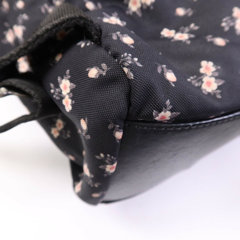 GIVENCHY 帆布Backpack銀扣背包-11