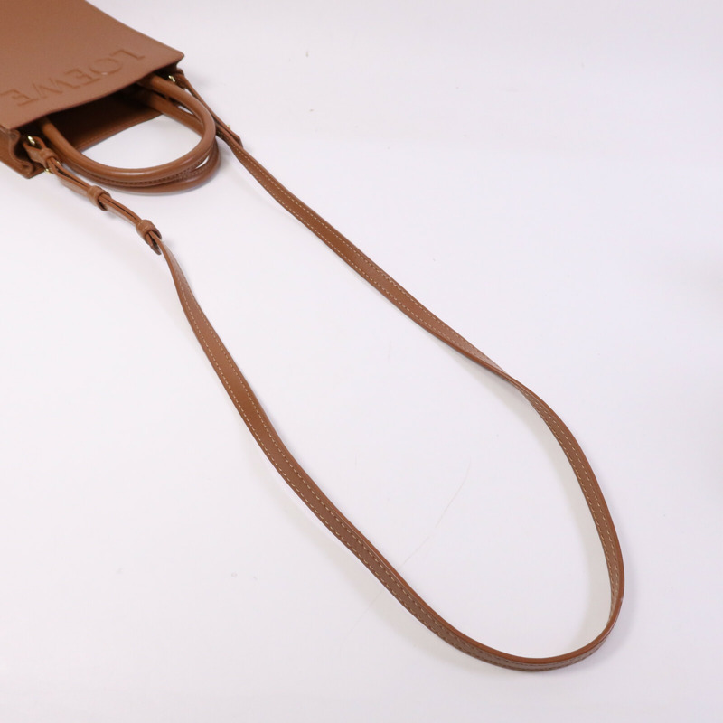 LOEWE 牛皮皮革Standard A5 Tote金扣手挽肩背兩用袋-8