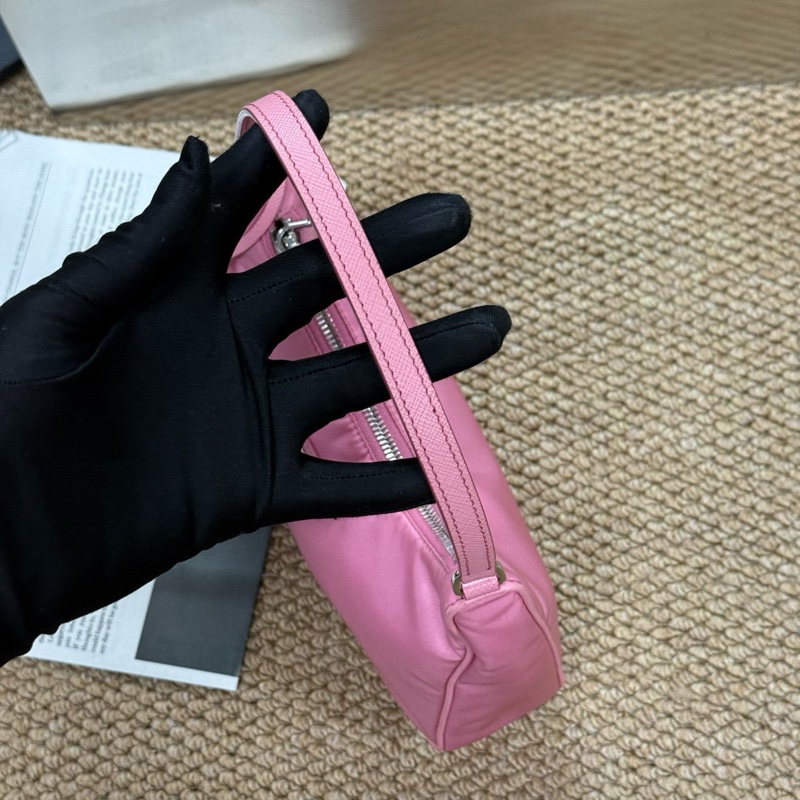 普拉達/PRADA經典尼龍 皮肩帶單肩hobo 附件：無-2