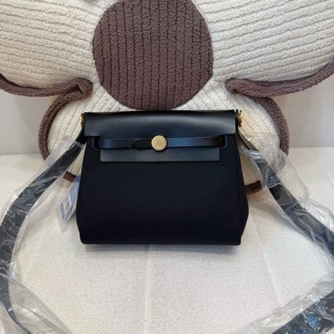 Hermes愛馬仕 Herbag 20 黑金帆布手提單肩包 K刻