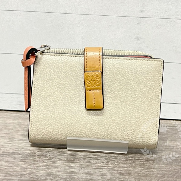 ~~趴趴小舖~~正品極新LOEWE基本款拼色短夾(配件齊全)2602246386-8