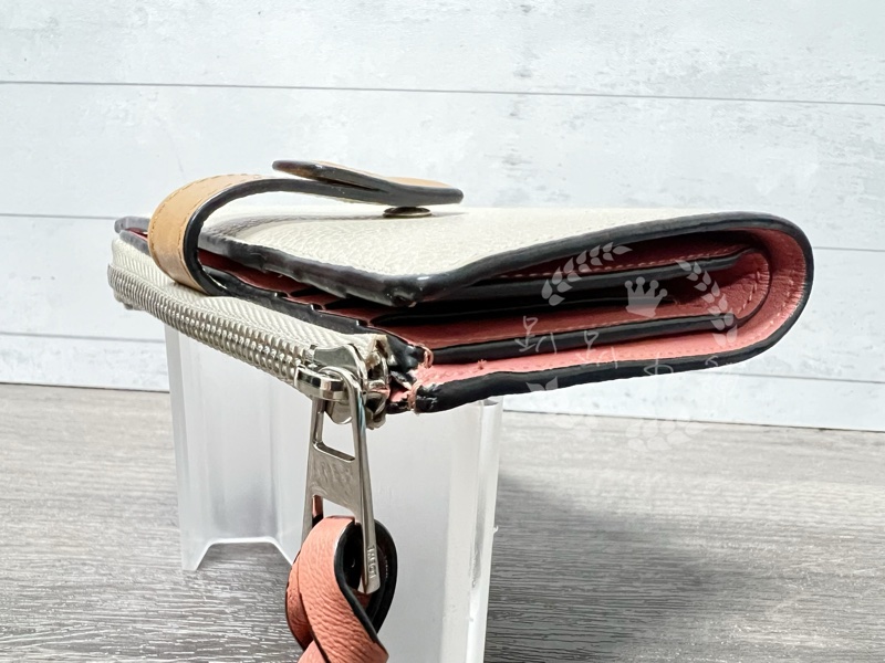 ~~趴趴小舖~~正品極新LOEWE基本款拼色短夾(配件齊全)2602246386-10