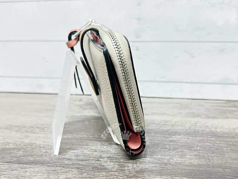 ~~趴趴小舖~~正品極新LOEWE基本款拼色短夾(配件齊全)2602246386-15