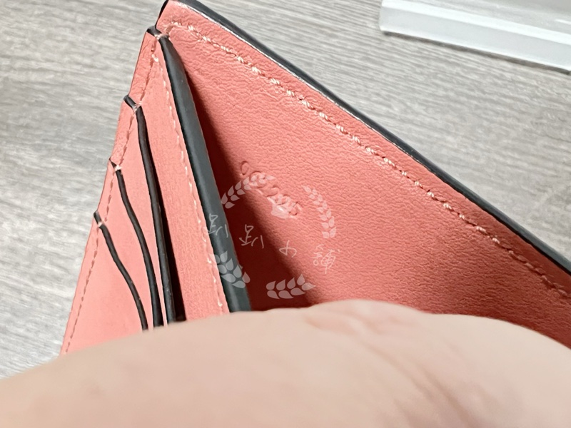 ~~趴趴小舖~~正品極新LOEWE基本款拼色短夾(配件齊全)2602246386-25