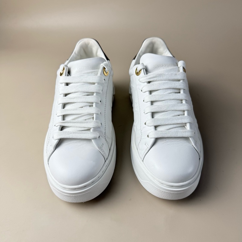 LV/路易威登 Time out白棕老花浮雕休閒鞋 35.5碼-1