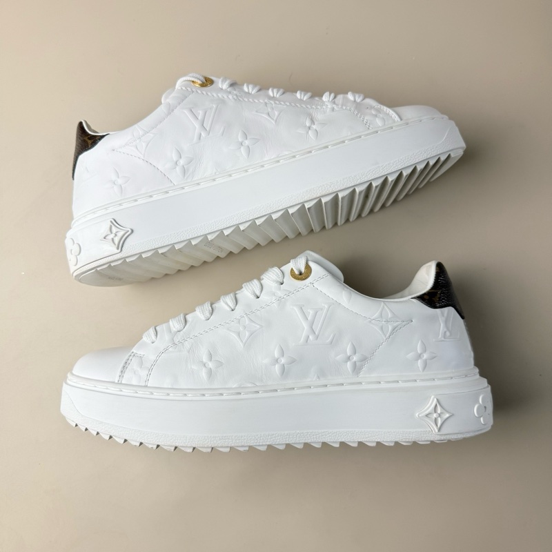 LV/路易威登 Time out白棕老花浮雕休閒鞋 35.5碼-2