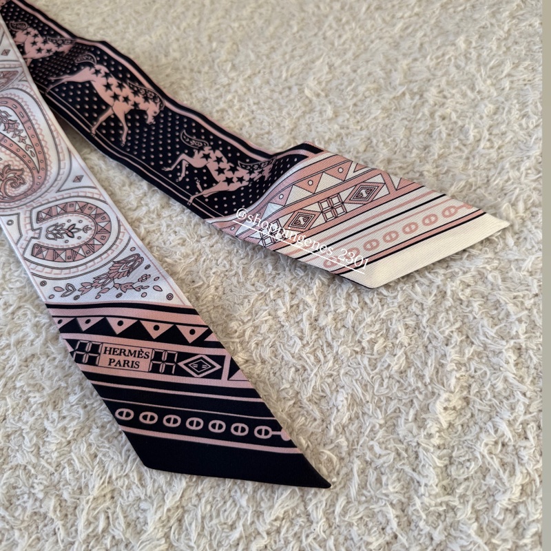 愛馬仕 Hermes 粉黑配色 twilly 小馬豬鼻絲巾-2