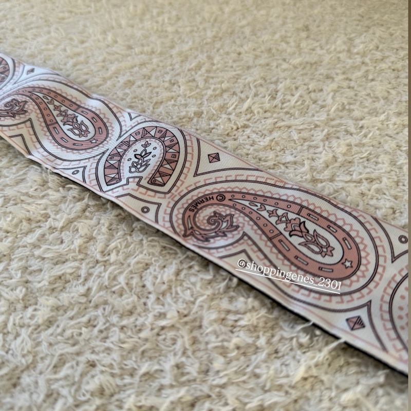 愛馬仕 Hermes 粉黑配色 twilly 小馬豬鼻絲巾-5