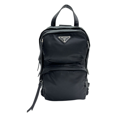 黑色 尼龍 RE-Nylon 斜背包 【PRADA 普拉達】 1BZ026