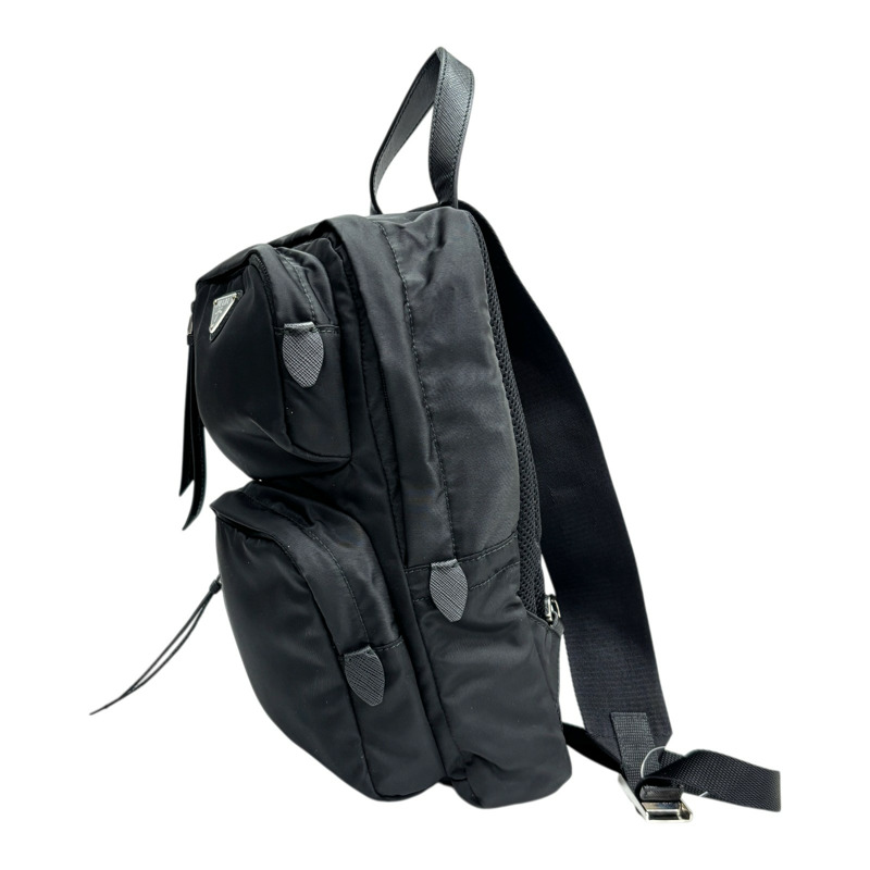 黑色 尼龍 RE-Nylon 斜背包 【PRADA 普拉達】 1BZ026-1