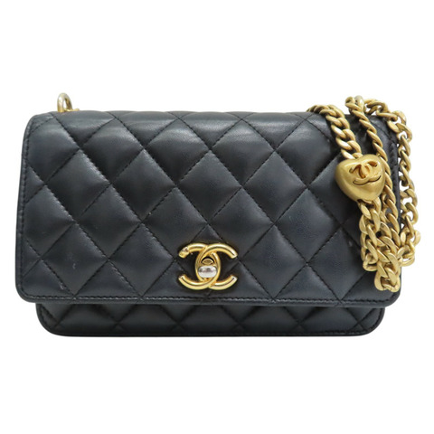 黑色 羊皮 WOC 愛心調節扣 肩背包【CHANEL 香奈兒】 AP3201