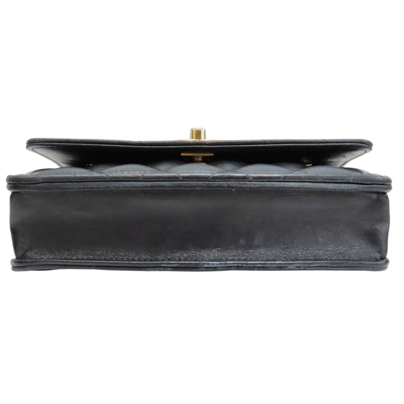 黑色 羊皮 WOC 愛心調節扣 肩背包【CHANEL 香奈兒】 AP3201-3