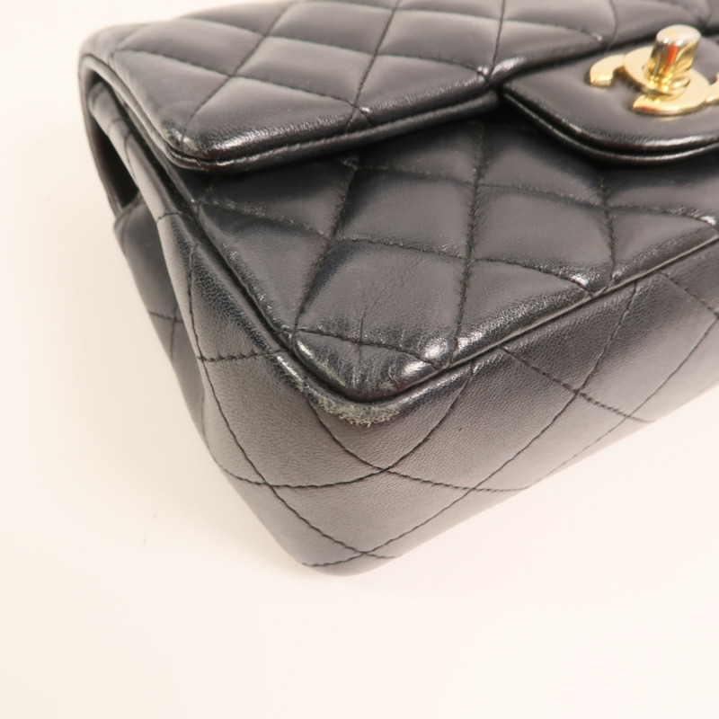 CHANEL 羊皮皮革Chain Shoulder金扣鏈帶肩背袋-10