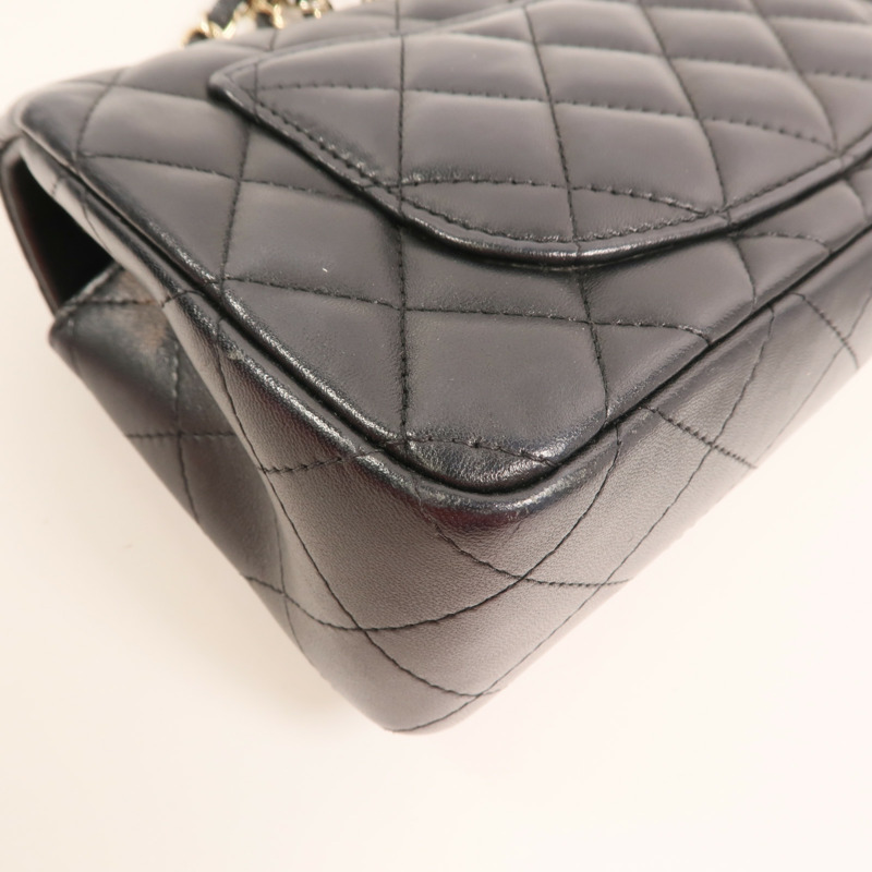 CHANEL 羊皮皮革Chain Shoulder金扣鏈帶肩背袋-12