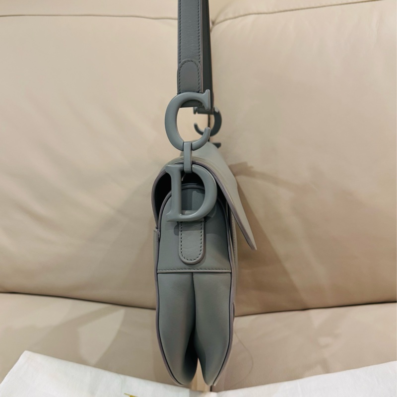 Dior 迪奧Saddle 馬鞍包肩背包/中號/霧霾灰/99閒置新品-4