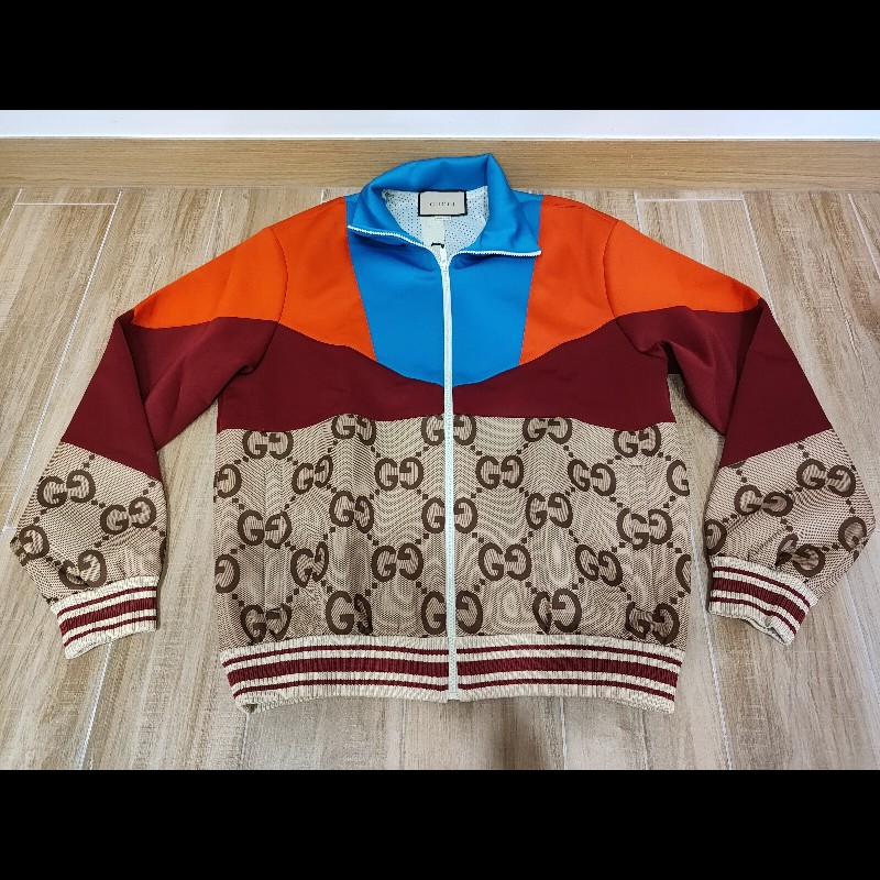 Gucci FW22 Colorblock Bomber Sports Jacket for Men Multicolor 693022
Jumbo GG LOGO 拼接運動飛行拉鍊夾克外套 全新-5
