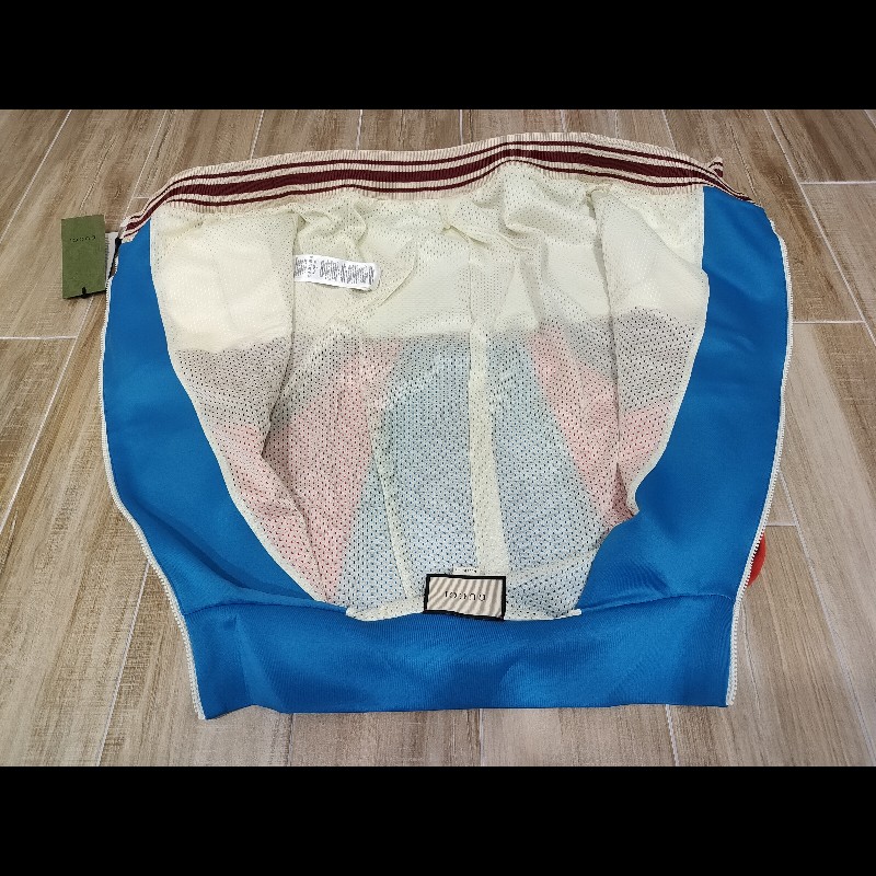 Gucci FW22 Colorblock Bomber Sports Jacket for Men Multicolor 693022
Jumbo GG LOGO 拼接運動飛行拉鍊夾克外套 全新-11