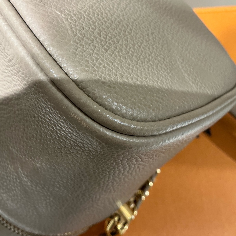 LV VANITY BAG-5