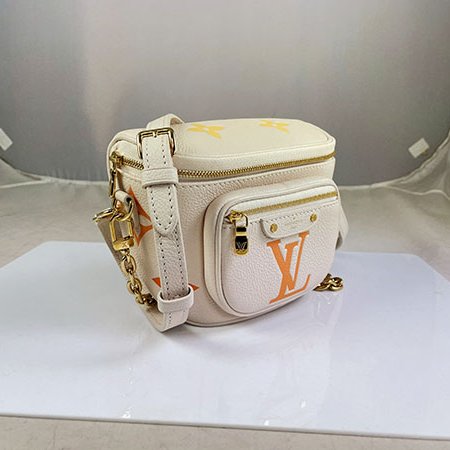 *奢華大道國際精品*【L3345】LV白色牛皮 橘色大LOGO 鍊帶腰包 M82208-1