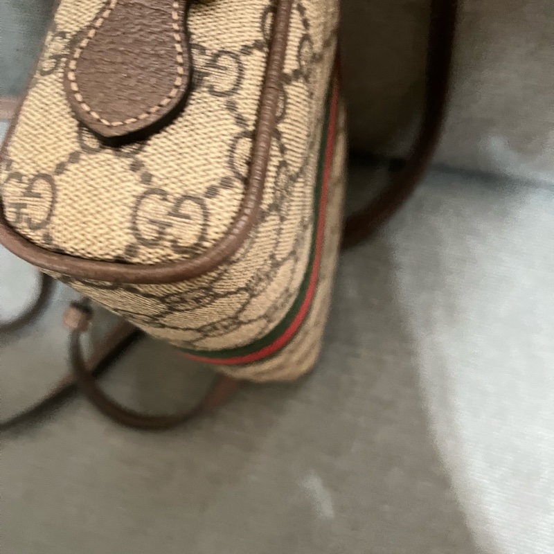 Gucci 的經典 Ophidia GG Supreme 迷你相機包(烏木色)-14