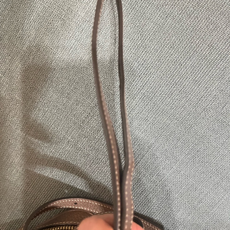 Gucci 的經典 Ophidia GG Supreme 迷你相機包(烏木色)-34