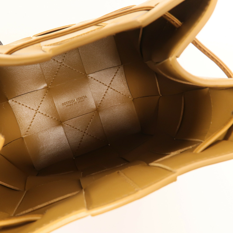 BOTTEGA VENETA 牛皮皮革Cassette Bucket肩背袋-4