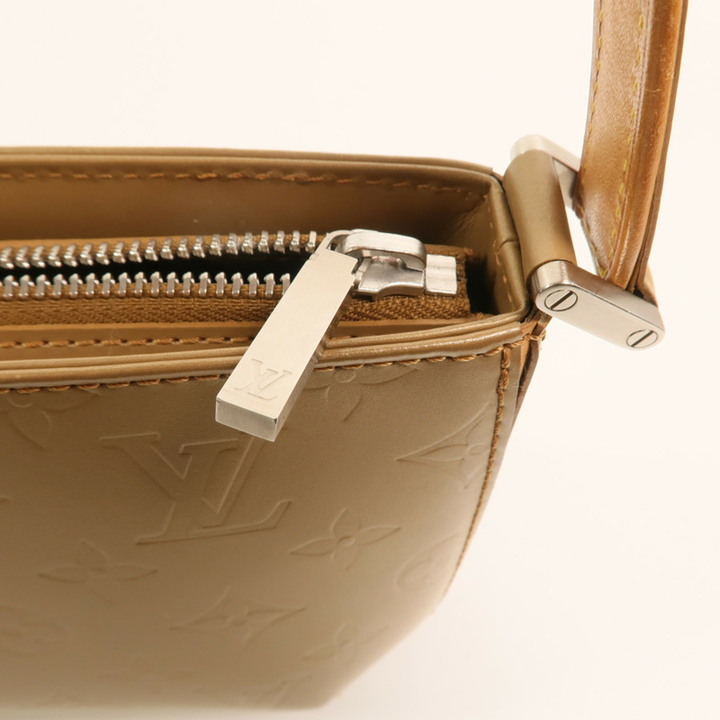 LOUIS VUITTON Monogram Matte Fowler銀扣肩背袋-14