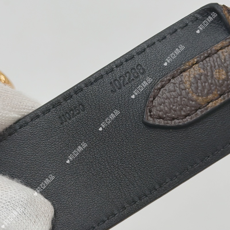 莉亞精品♡ LV 老花背帶 近新美品-3