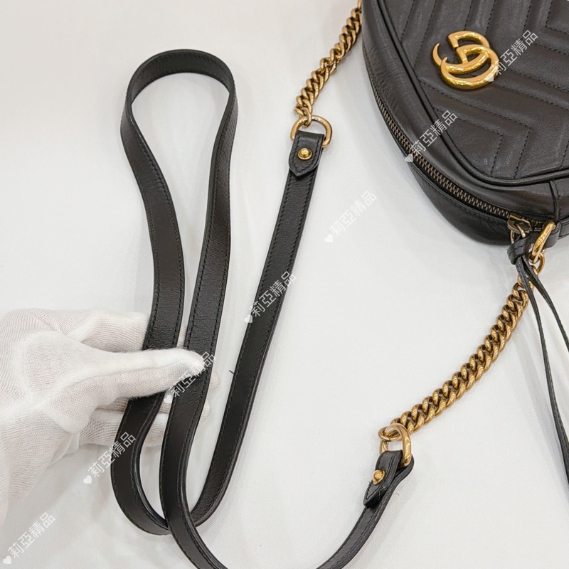 莉亞精品♡Gucci 黑金相機包 18cm 二手美包-12