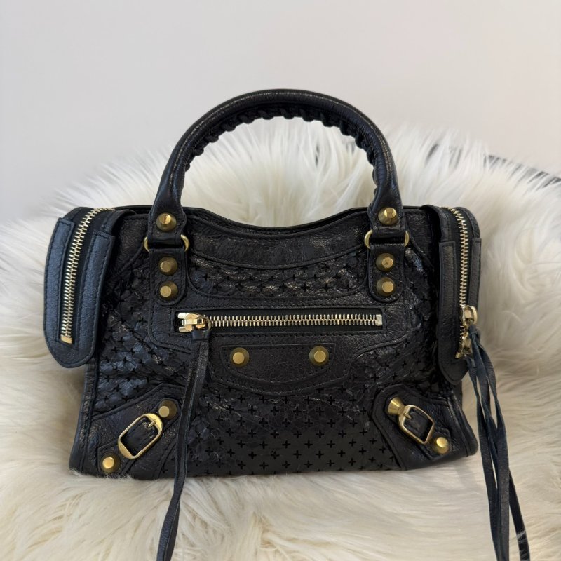 巴黎世家 Classic Mini City黑色雷射洞洞包-0