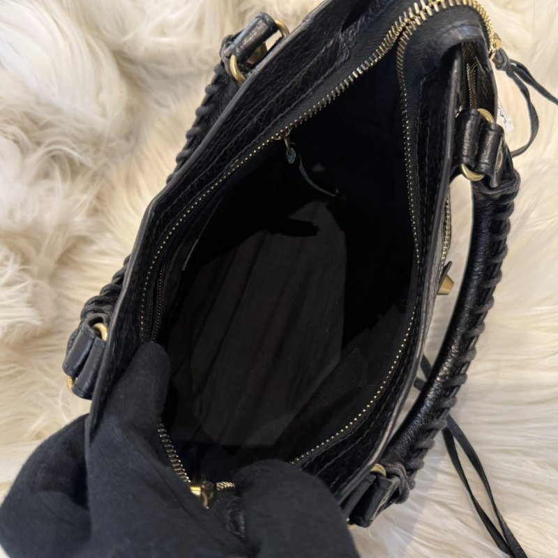 巴黎世家 Classic Mini City黑色雷射洞洞包-4