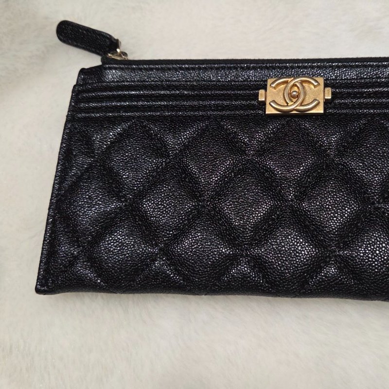 禮物~ Chanel香奈兒Boy復古黑金釦魚子醬荔枝牛皮扁長夾/ 皮夾/ 信封長夾/ 發財包/ 發財長夾-1