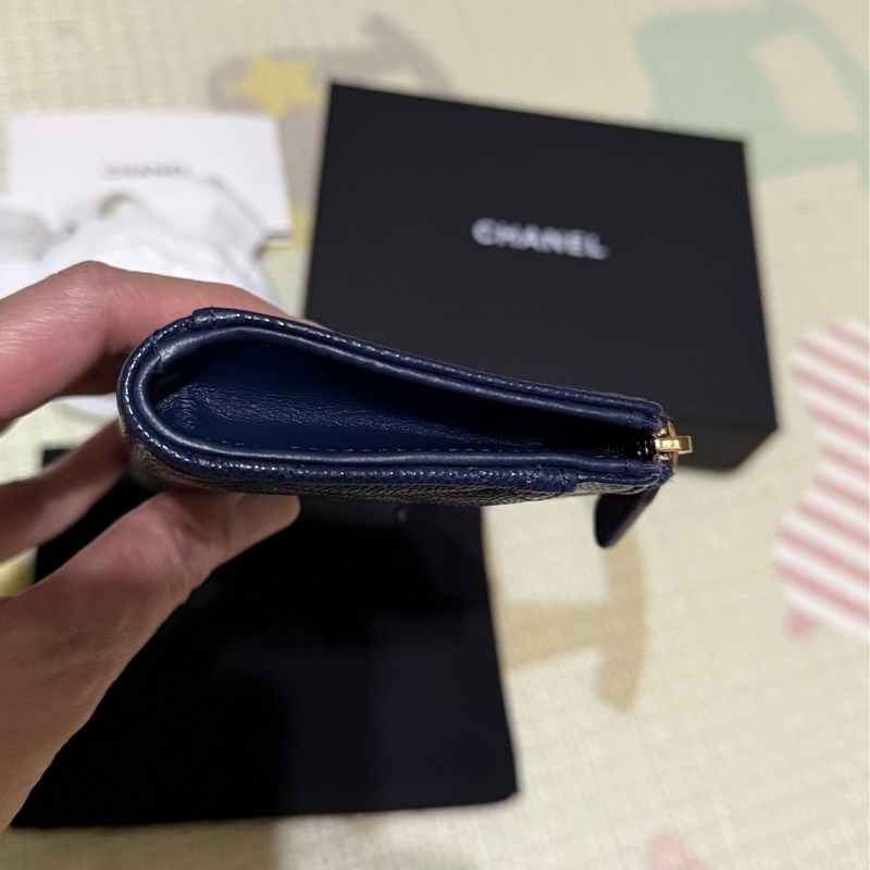 CHANEL深藍小牛皮L型卡夾/零錢包-3