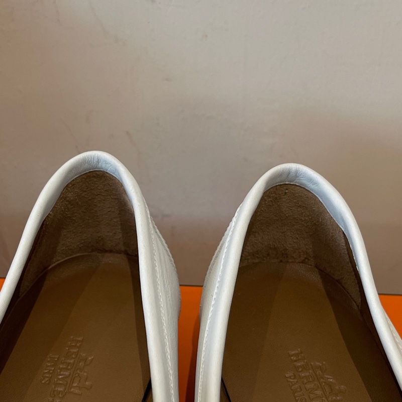 閒置新未使用 HERMES愛馬仕 Paris 皮革金屬飾扣樂福鞋 白色 36-5