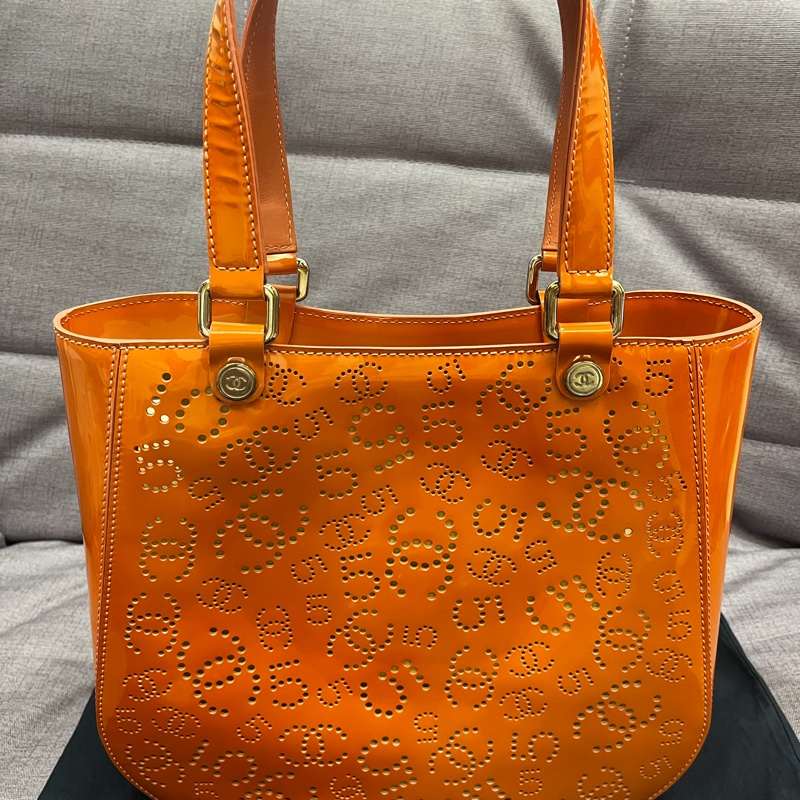 Chanel 附飾穿孔手提包-3